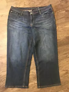 Faded Glory Cropped Jeans Women's Plus Size 18 ~ Dark Wash Mid Rise - Picture 1 of 7