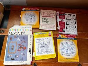 Lot of Aunt Martha’s Noah’s Ark Little Angel Pigs Flowers for Every Day Roller - Picture 1 of 10