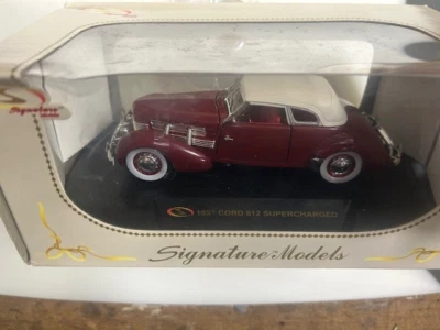 Signature 1937 Cord 812 Supercharged...1/32...MINT...#32312 - Image 1 of 2