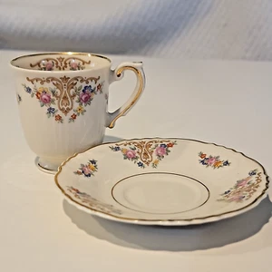 Federal Shape Syrakus Porzellan Demitasse Tasse & Untertasse Set ~ Marietta Muster - Bild 1 von 10