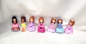 Lote de 3" mini figuras de muñeca Disney Princesa Sofía la Primera y Amigos Corazón - Imagen 1 de 20