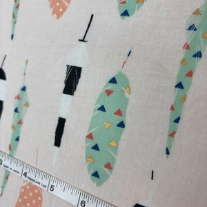 Pfirsich Mint Feder Stoff 43" breit x 36" lang Yard Stück Metallic Gold Geometrisch - Bild 1 von 5