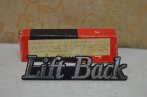 NOS TOYOTA トヨタ COROLLA KE50 TE51 SR5 LIFTBACK REAR BOOT EMBLEM # 75441-12170 - Picture 1 of 4