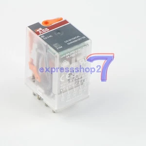 UN NUEVO RELÉ ABB CR-M110AC4L - Imagen 1 de 5