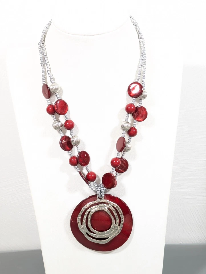 Beachy Coastal 红色贝壳圆盘银色吊坠珠项链 Western Boho 20 — 第 1/1 张图片