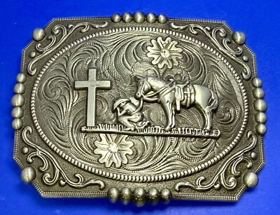 Caballo vaquero orando arrodillado en cruz fe religiosa occidental hebilla de cinturón grande Foto 1 de 4