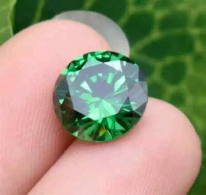 10 Ct Natural Mined Colombia Green Emerald Round Cut VVS AAA Loose Gemstone - Picture 1 of 7