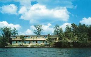 Postal de colección Currier Motel on Rice Lake, Wisconsin WI - Imagen 1 de 2