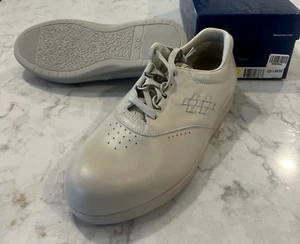 SAS Free Time Bone 10.5 WW Double Wide, Women's Walking Shoes Save Big - Picture 1 of 5