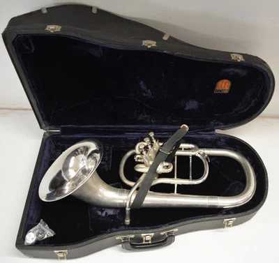 USED CG CONN 14C "F" ALTO HORN, SILVER PLATED - INCLUDES CASE AND MOUTHPIECE - Image 1 of 4