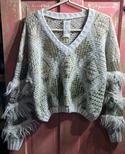 Sadie & Sage Anthropologie Womens Cropped Fringed LS Pullover V-neck Sweater S - Picture 1 of 11