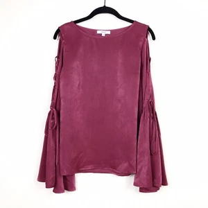 Ro & De Top Women's Size S Red Cordovan Cold Shoulder Lace-Up Bell Sleeve Party - Bild 1 von 9