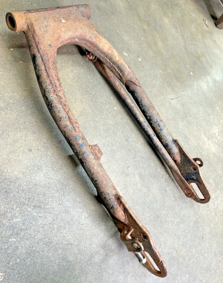 Brazo basculante Honda CR125 CR125M Elsinore 1974 1975 f Foto 1 de 4