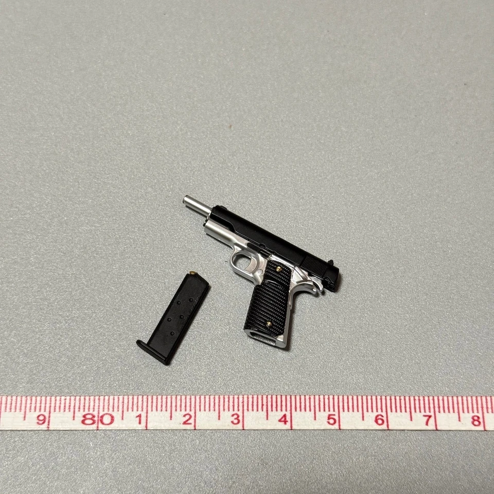 Pistol Figure 1/6 HT DX46 Accessories Hot Toys Terminator 2 Judgment Day T-800 - Image 1 of 1