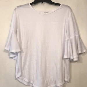 Cato Women’s White Tunic Tapered Top With Tapered Sides & Bell Sleeves Sz S EUC - Picture 1 of 6