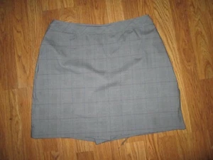 Womens ASHWORTH GOLF athletic skort skirt w/ built n spandex shorts sz 12 - Picture 1 of 1