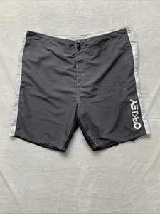 Oakley Board Shorts Mens 40 White Spellout Snap Closure Pocket - Picture 1 of 8