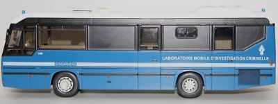 EDICOLA USATO 1:43 DIE CAST AUTOBUS LOHR L96 IRCGN GENDARMERIA BLU ART BUS 55 - Immagine 1 di 4