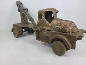 Camión de juguete de madera lanzacohetes Noma militar vintage de la Segunda Guerra Mundial 21" con misil - Imagen 1 de 9