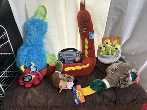 Large High-Quality Durable Dog Toy Lot For L/M Size Dogs Mixed Lot All NWT - Picture 1 of 8