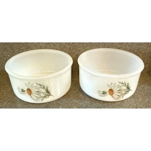 Arcopal daisy decor ramekin, vintage small milk glass bowl, Made in France set 2 - Picture 1 of 6