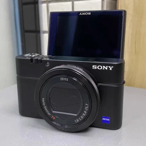 Sony Cyber-shot DSC-RX100M4 RX100 IV 20.1MP 2.9x Optical Zoom Digital Camera - Picture 1 of 7