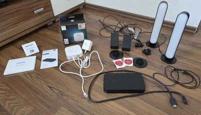 Philips Hue Sync Box 4K, Doppelpack Lightbar +  Bridge - Bild 1 von 4