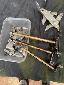 Triumph Tr6 Throttle/Spindles parts - Picture 1 of 2