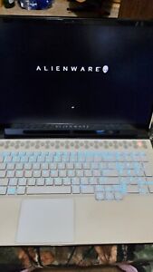 Alienware M17 R2 17.3" (500G SSD, Intel Core i7 9th Gen., 2.60 GHz, 16 GB RAM)