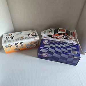 Nascar Tony Stewart #20 Home Depot Habitat for Humanity Maßstab 1:24 limitiert selten! - Bild 1 von 3