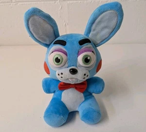 Funko Five Nights At Freddy's Hot Topic Exclusivo Juguete Azul Bonnie Peluche FNAF - Imagen 1 de 2