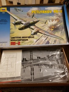 ZVEZDA 1/48 Petlyakov PE-2 Soviet Dive Bomber 4809 Sealed Model Kit Inner Sealed - Picture 1 of 2