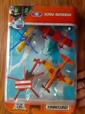 Matchbox  Mission Force Test Flight Crew 4 Pack 2011 - Image 1 of 4