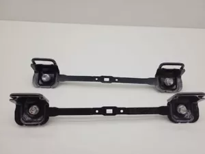 Toyota Auris E180 2016 Hybrid (Benzin / Elektro) ISOFIX-Halterung 100kW SVJ1921 - Bild 1 von 5