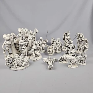 Atlantic Mold Nativity Set Black/White Glazed Ceramic Christmas 19 Piece 1960s - Picture 1 of 17