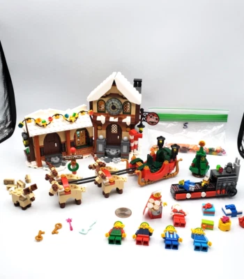 LEGO Creator Expert Winter Village Set 10245 Santa's Workshop Complete No Manual - Image 1 of 4