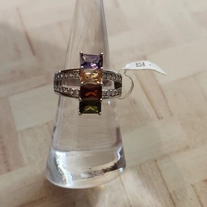 Ring with multi colored glass silver tone fashion ring size 7 fashion jewelry - Picture 1 of 3