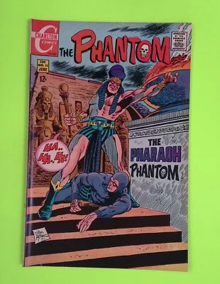 Phantom #32 Vol. 2 1969 Charlton Comics Higher Grade Comic Book RY2-26 - Image 1 of 2