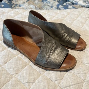 1 State Leder Damen Flache Sandalen 8 Bronze Top Zustand - Bild 1 von 5