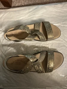 New Sas Sandals Laguna Green Sz 9.5 M - Picture 1 of 4