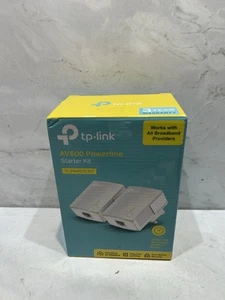 TP-Link TL-PA4010 KIT AV600 Powerline Zestaw startowy 2 porty - 600Mbps Plug & Play - Zdjęcie 1 z 8
