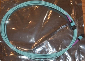Leviton 5 metrów 24 światłowodowe gniazdo MTP - gniazdo MPT OM4 wielomodowy kabel światłowodowy - Zdjęcie 1 z 4