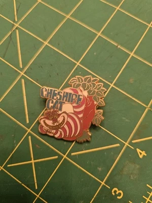 Walt Disney Alice In Wonderland Cheshire Cat Pin - Image 1 of 3