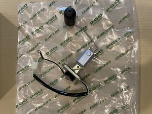 Unidad de envío de nivel de combustible genuina PGO medidor de flotador Big Max cascabel gato negro 50cc - Imagen 1 de 8