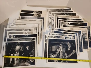 Menge 28 Schwarz & Weiß Comedy TV Show Drucke 8" x 10" - Bild 1 von 9