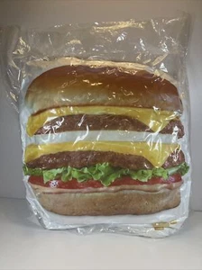 Limited Edition In-N-Out (Employee ONLY gift) Collectors Pillow Set *NEW* - Picture 1 of 10