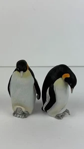 Paar 80er Jahre Lefton China Porzellan Kaiser Pinguin Figuren mit Küken - Bild 1 von 5