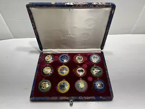 Splendido set di 12 ciondoli smaltati vintage gioielli cinesi Pechino - Foto 1 di 11