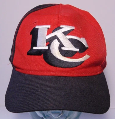 1990s Vintage Kansas City Chiefs Pro Line NFL Sports Specialties Snapback Hat KC - Image 1 of 4
