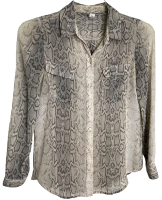 Camisa Old Navy Mujer Gris Estampado Serpiente Transparente Abotonada con Dos Bolsillos Talla XS Foto 1 de 4
